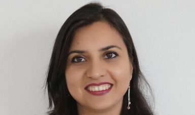 Successful business owner and medical writer, Shivali Arora, MS '21 caught up with the business school to share her success story. Her life, as she states, is a journey back to science.